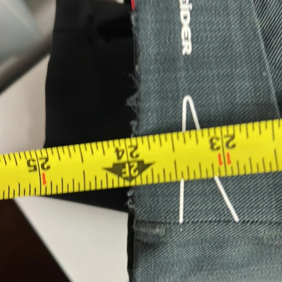 Eider Defender 2LS Outdoor Winter Ski Jacket - Picture 12 of 13